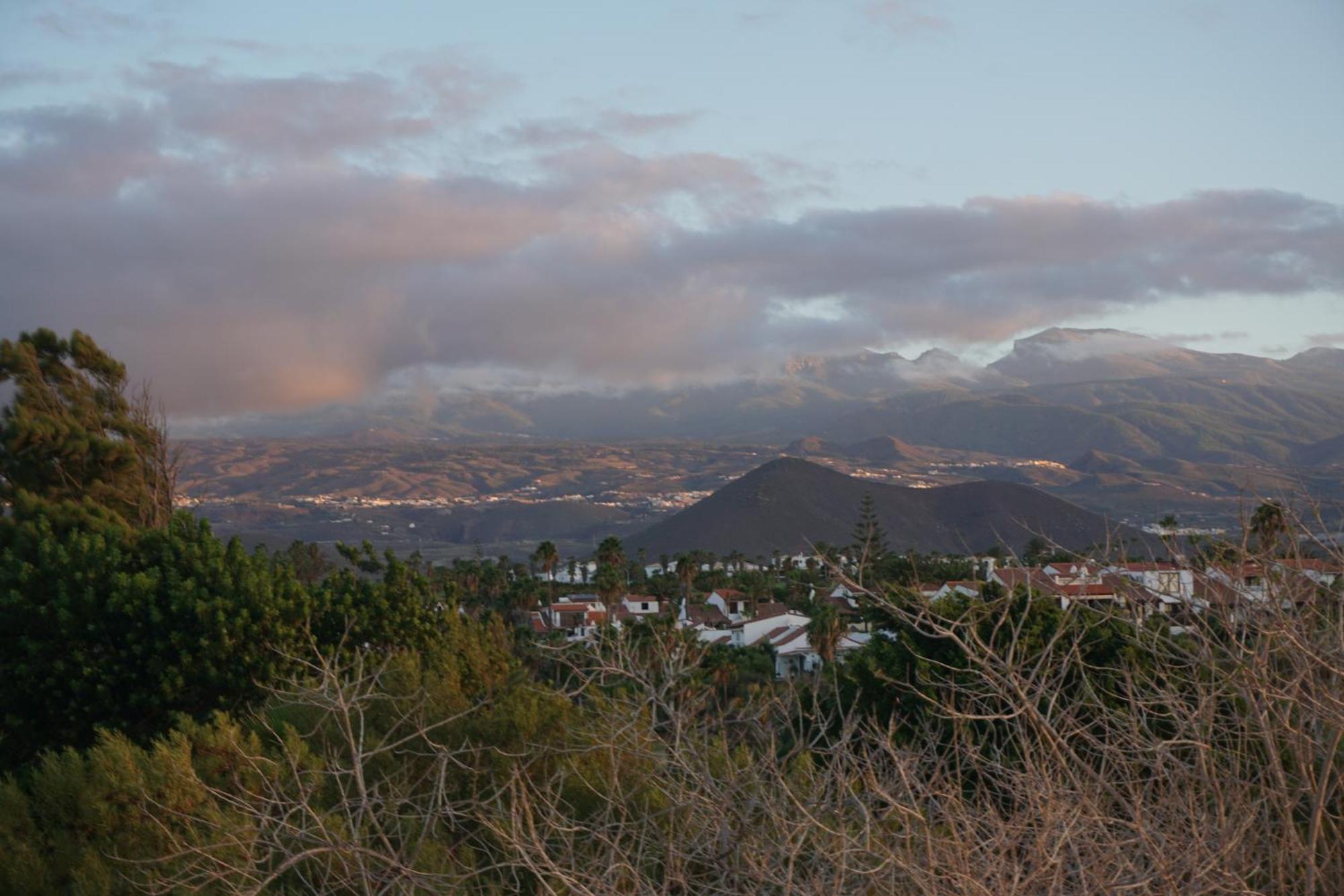 Golf Del Sur Apartment - Magnificent Panorama Of The Ocean, El Teide, And Montana Roja San Miguel de Abona Esterno foto
