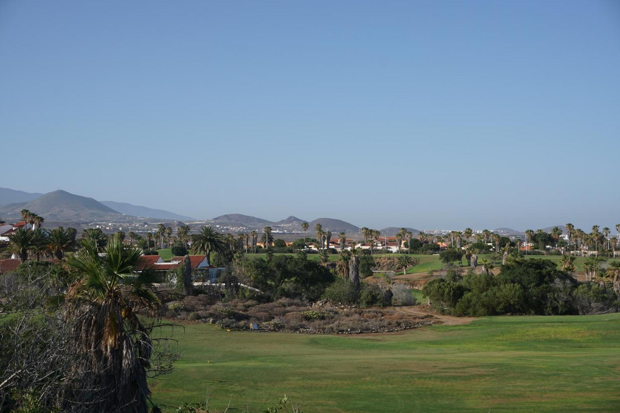 Golf Del Sur Apartment - Magnificent Panorama Of The Ocean, El Teide, And Montana Roja San Miguel de Abona Esterno foto